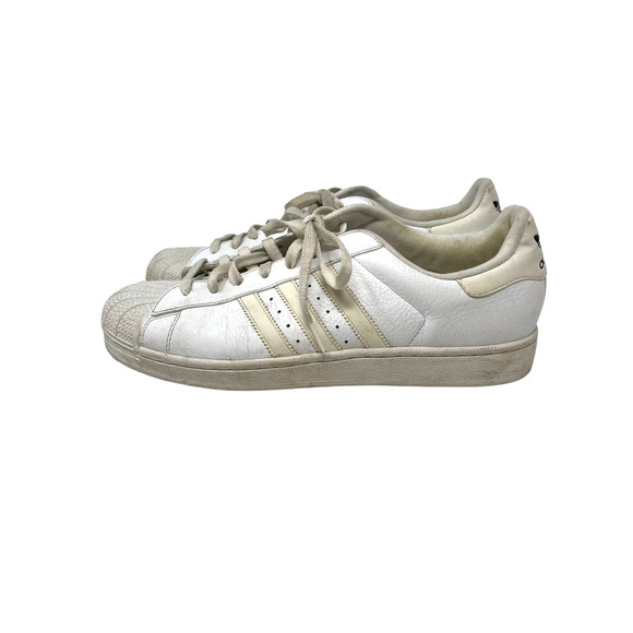 Adidas Men’s Superstar Sneakers size: 11 1/2 main image 4